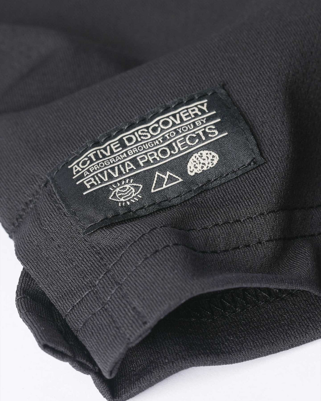 Polera Rivvia Projects Discovery Sports T-Shirt Negro