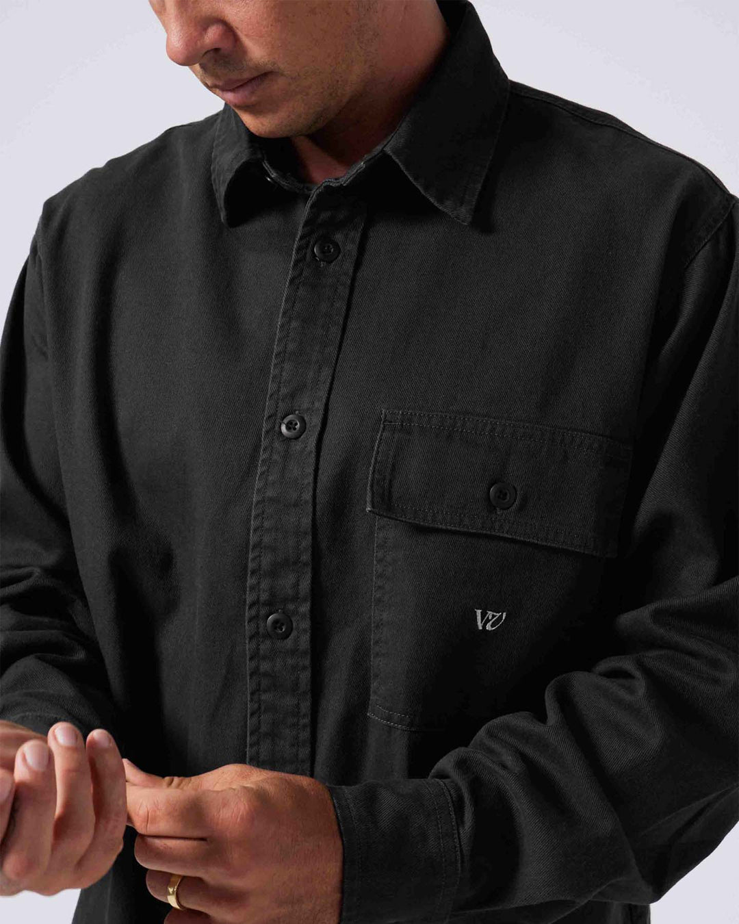 Camisa Rivvia Projects Off Track Cord LS Negro