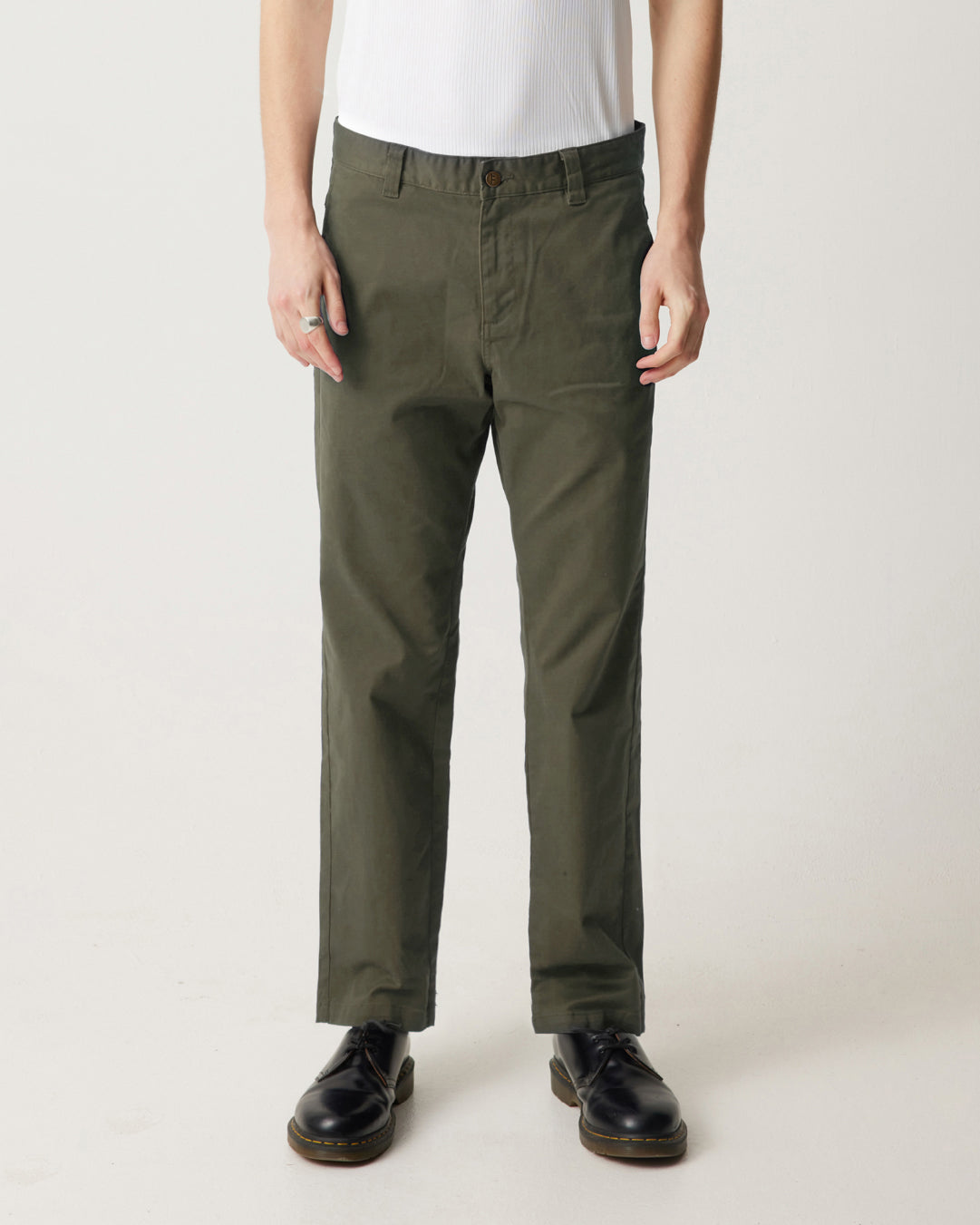 Pantalón Former Legacy Chino Verde Oliva