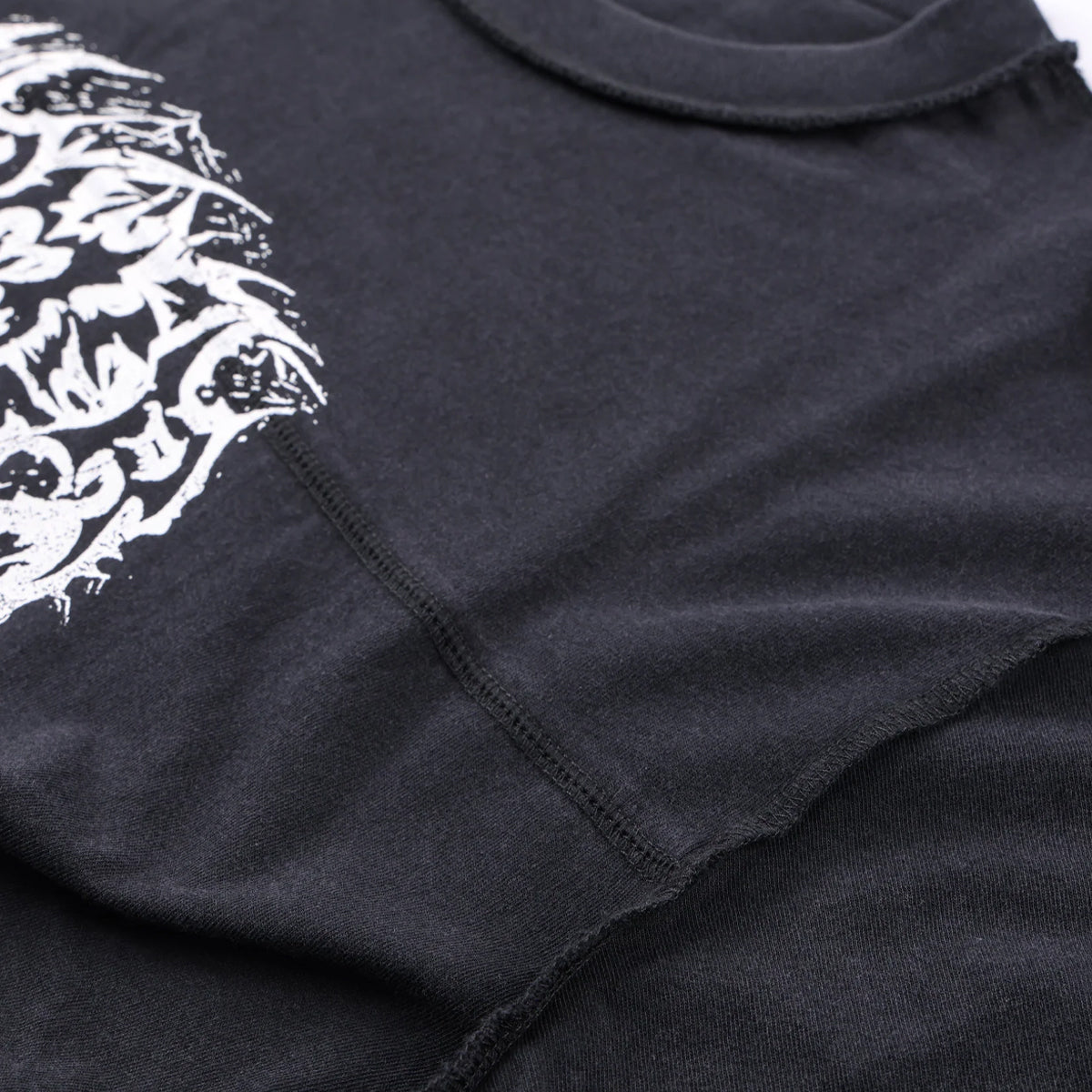 Polera FORMER Praise Washed Black (PV)